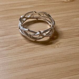 Dada London Thorne Ring